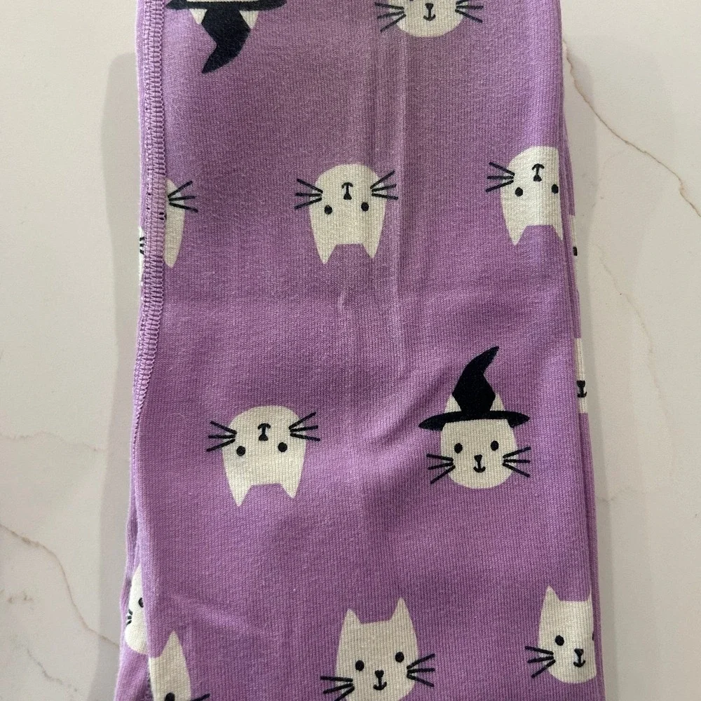 Hanna Andersson Girls Purple Halloween Pajamas with Black & White Cats Size 8